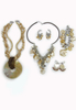 珍珠贝壳项链和耳环